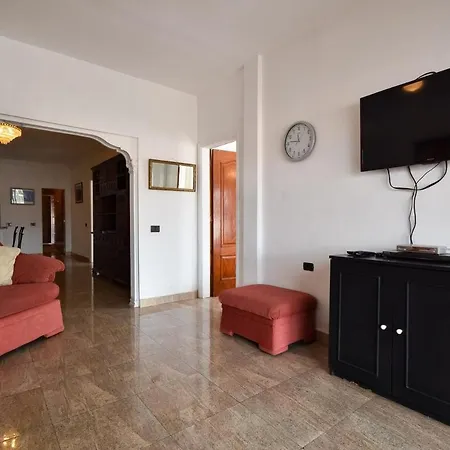 别墅 Ana Lovely 2 Bedroom 阿德耶